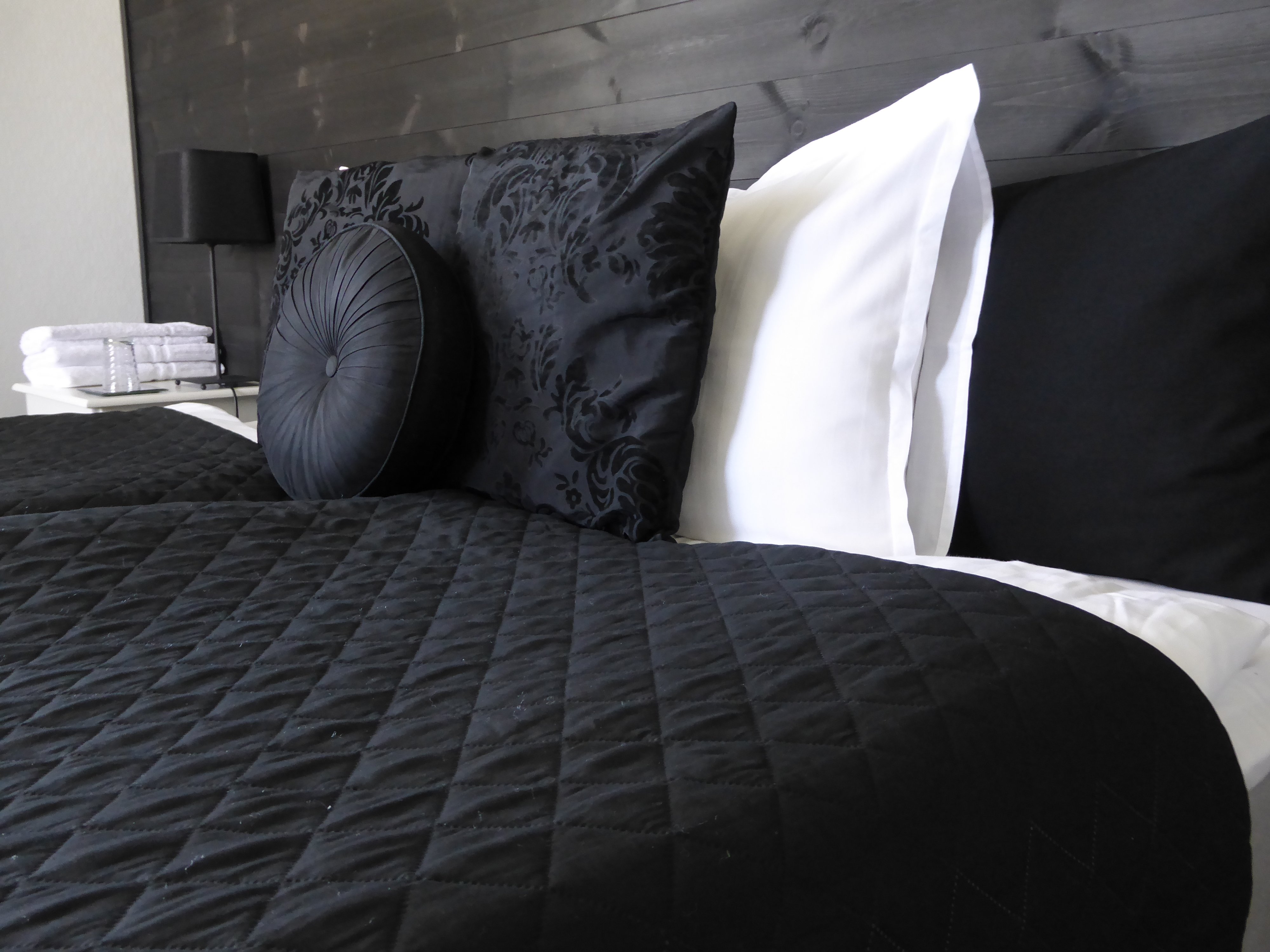 Holmen Bed & Breakfast-官方