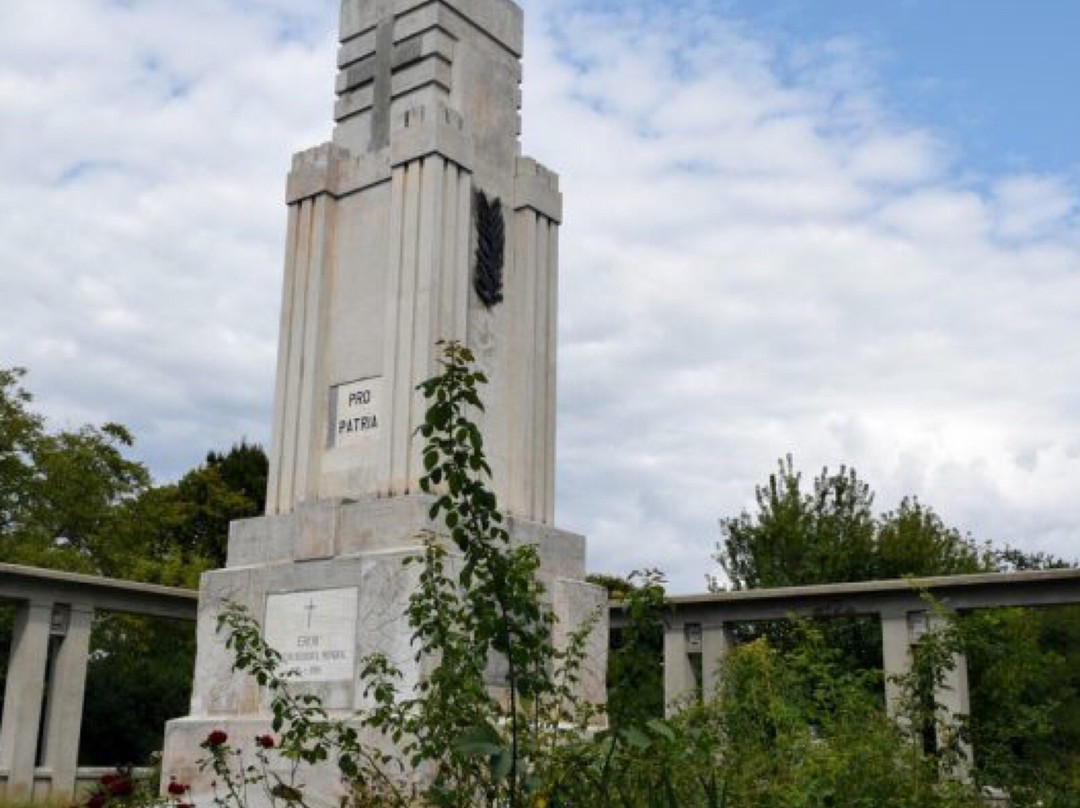 Cimitirul Eroilor