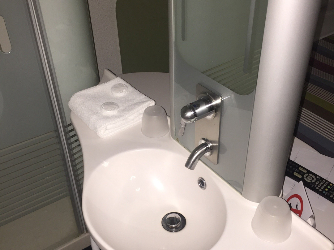 SUN1 O.R. Tambo主图