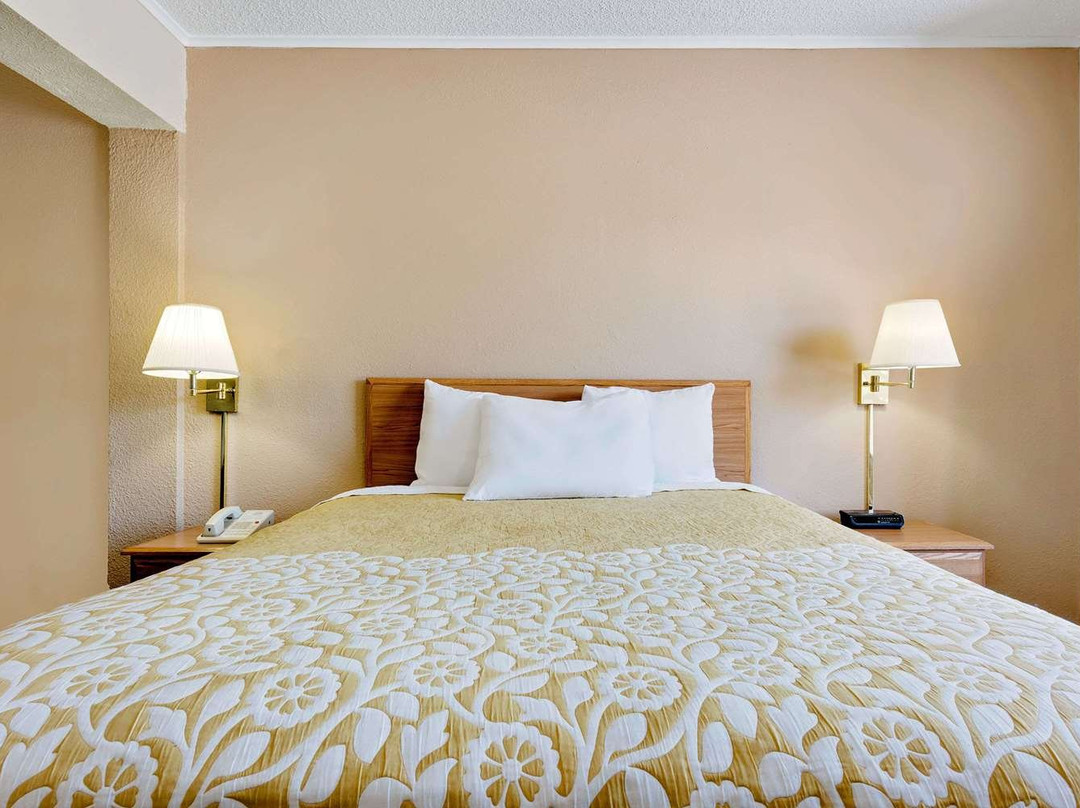 费尔蒙戴斯酒店主图