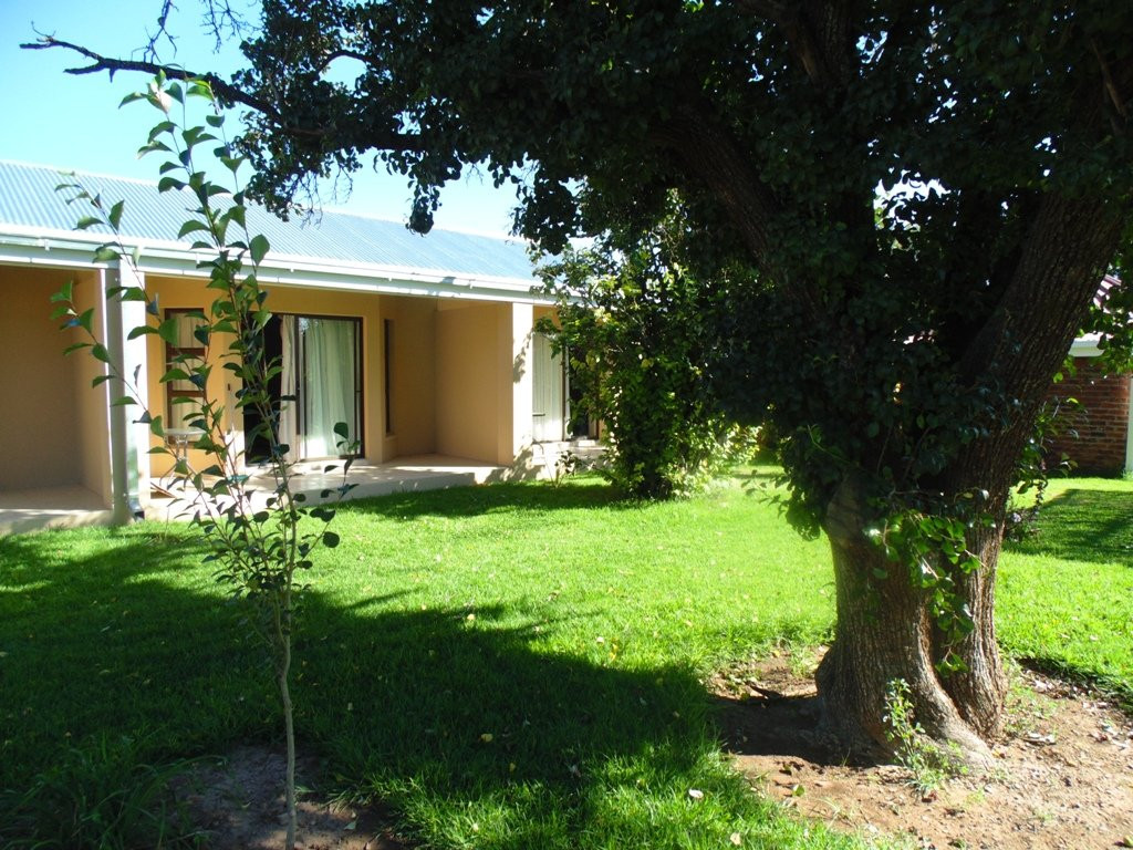 Fox Den Guesthouse主图