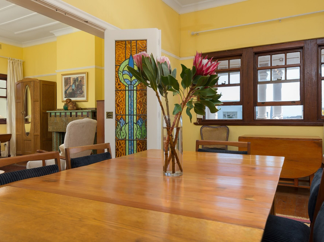 The Gong House主图