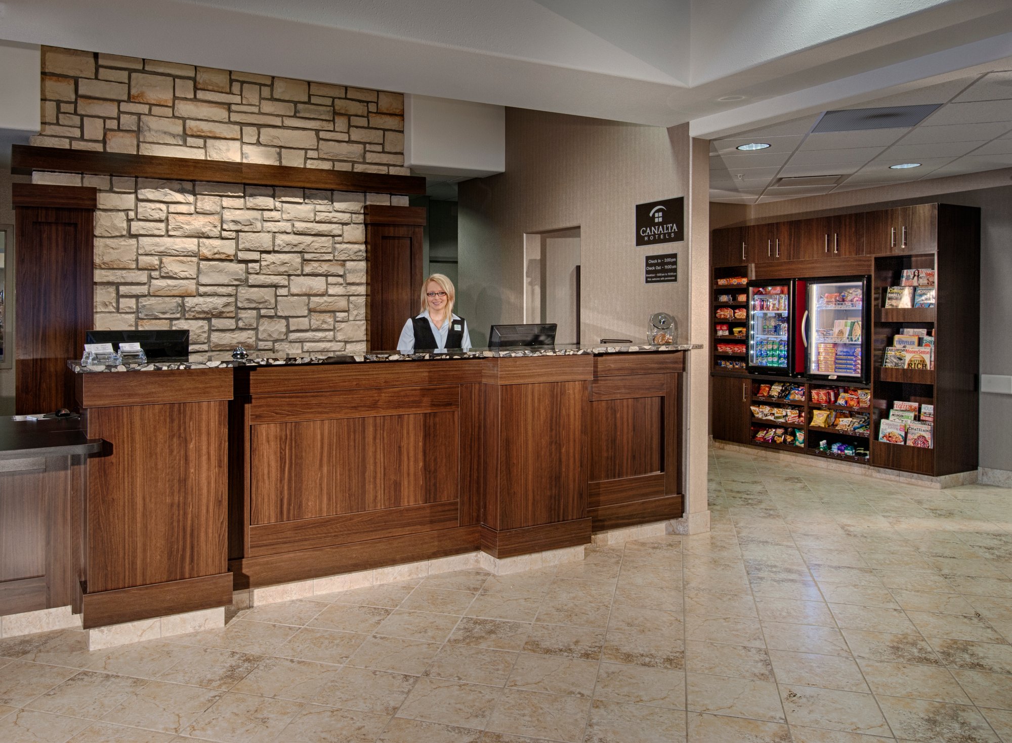 Canalta Hotel Lac La Biche-官方