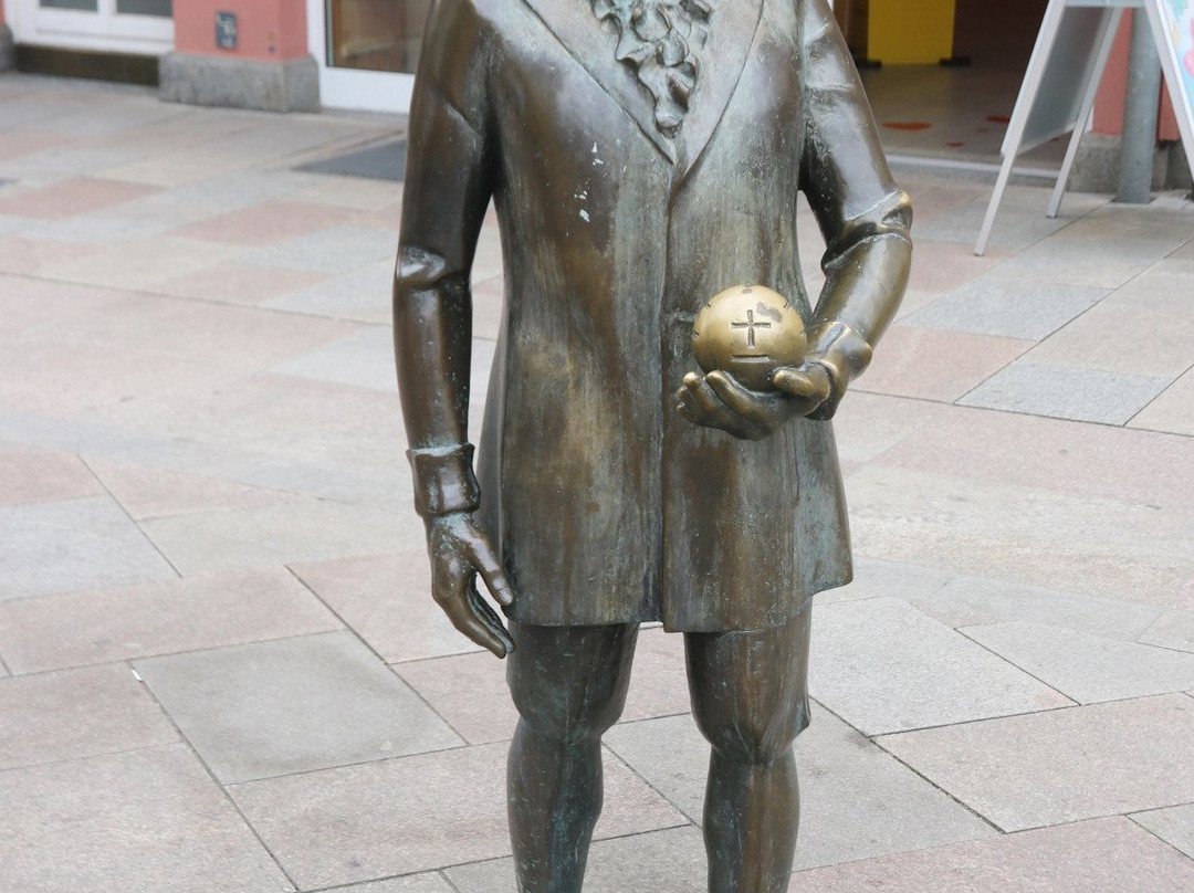 Georg Christoph Lichtenberg Denkmal Markt-哥廷根必去景点