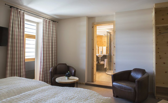 里弗尔之家1853酒店主图