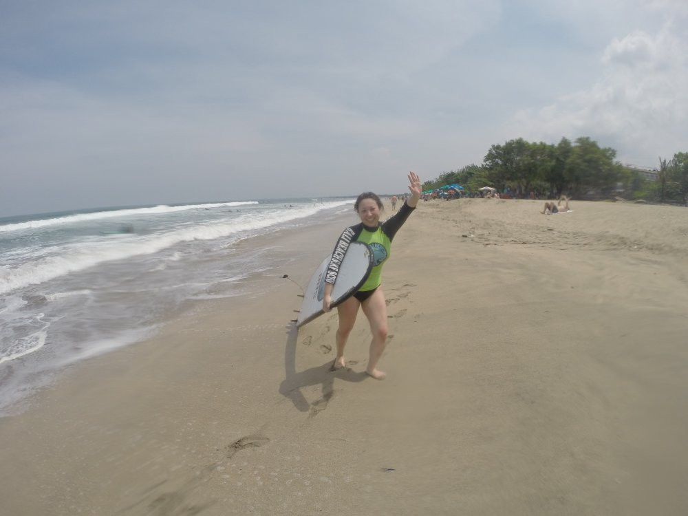 Bali Beach Surf School景点图片