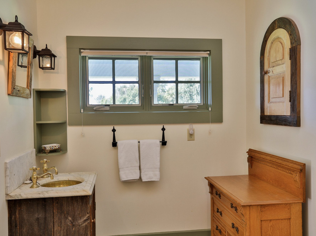 Whitford House Cottage主图