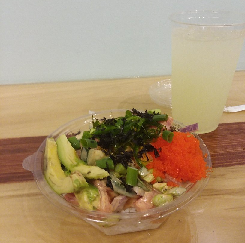 Nakedfin Poke Bowl