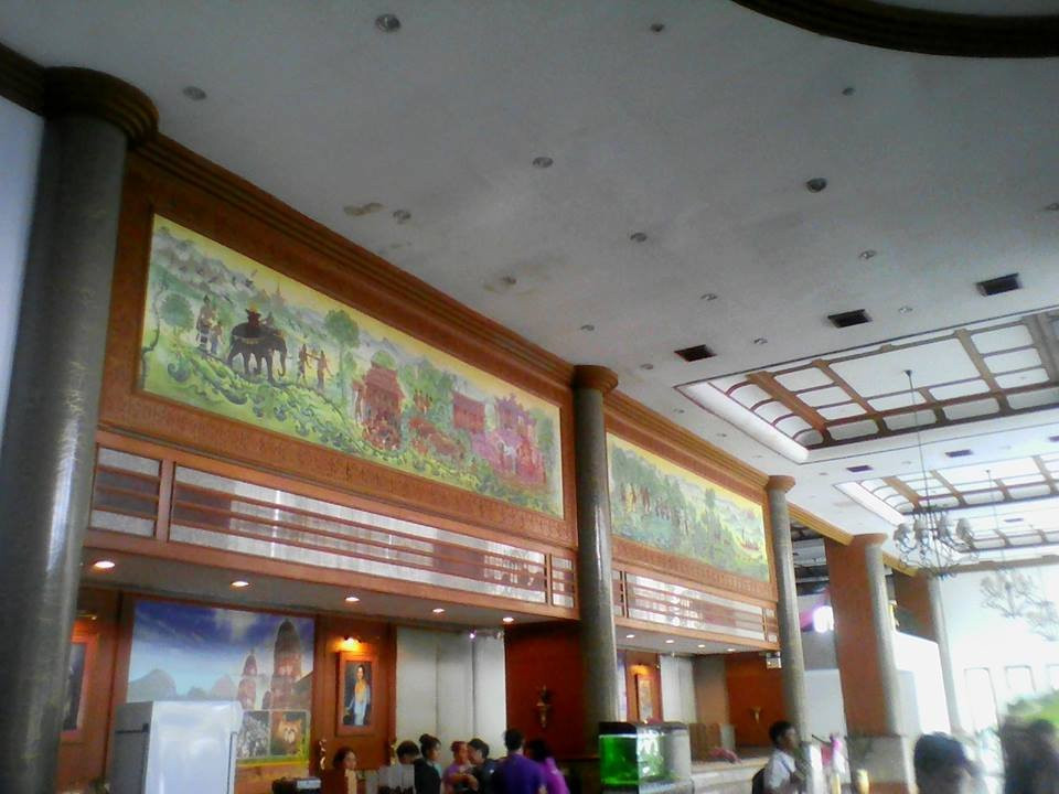 黄金城酒店主图