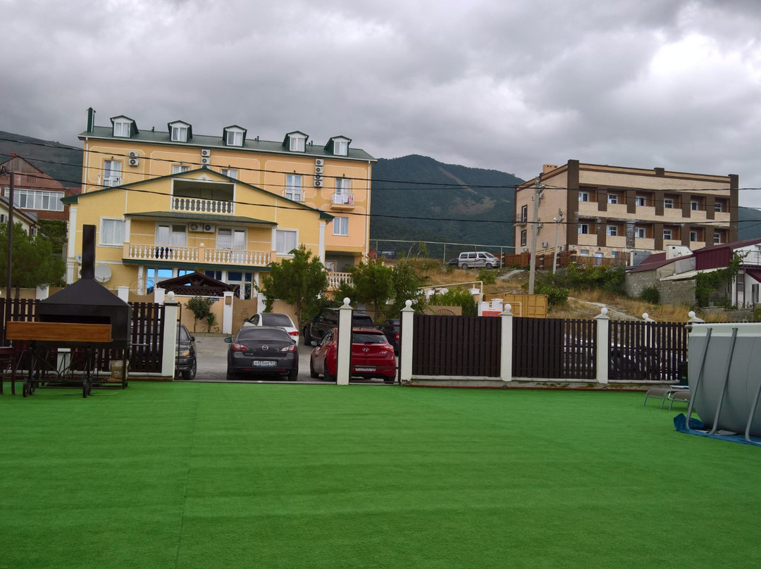 Alpen House