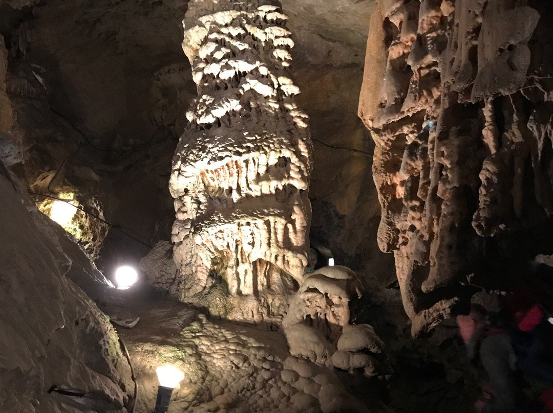 Grottes de Médous-Aste必去景点