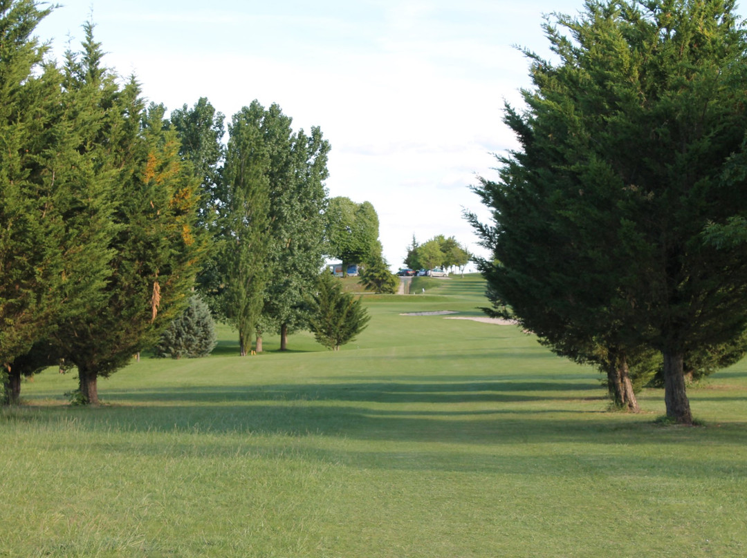 Golf d'Aubeterre景点图片