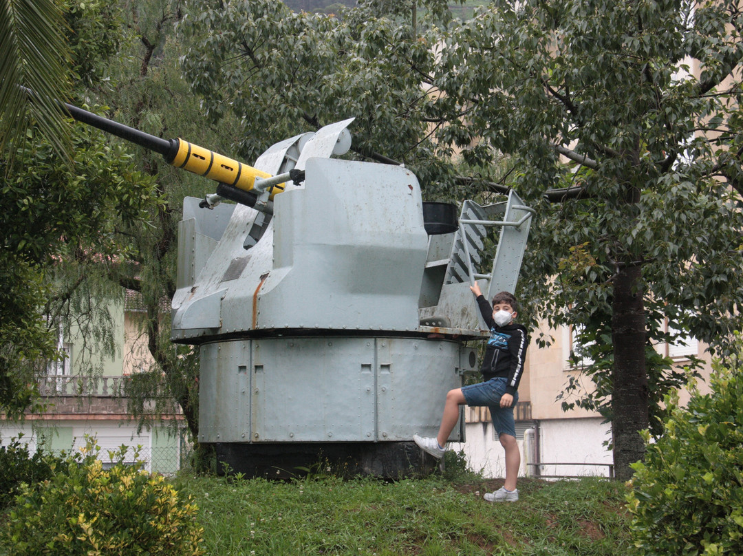 Parque Museo Militar Armada Española-Limpias必去景点