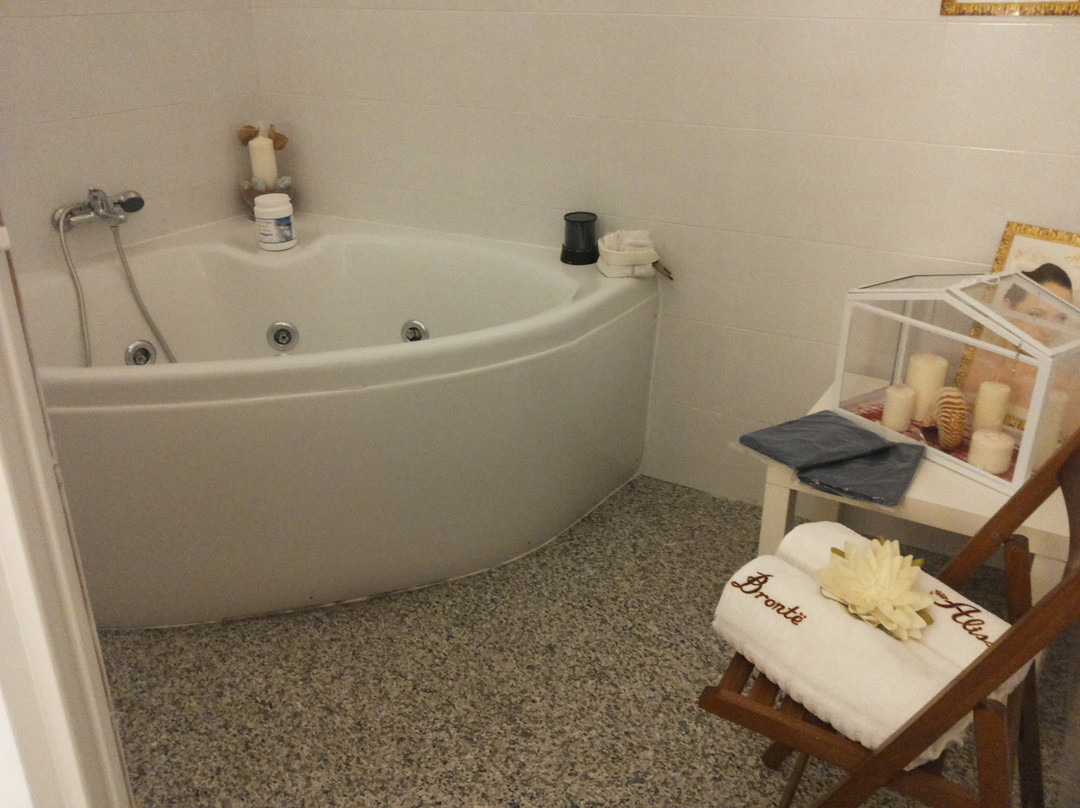 My Vanity景点图片