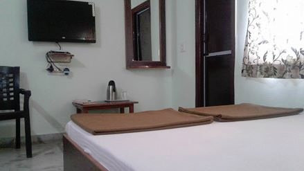 Khyber Palace Hotel主图