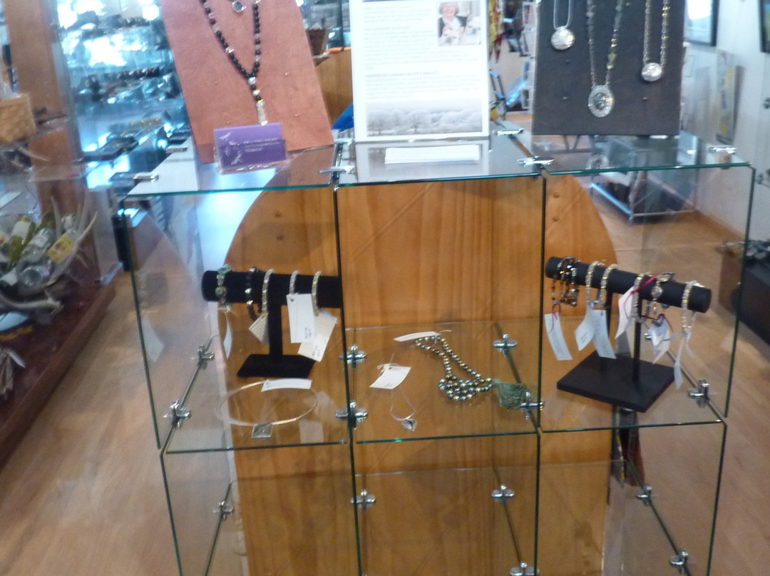 WVHighlands Artisan Gallery-戴维斯必去景点