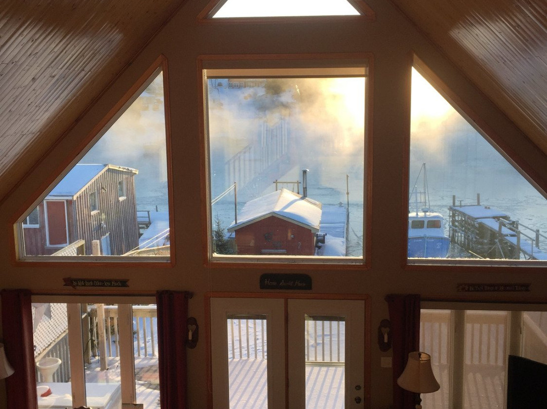 Sal's Bed & Breakfast By the Sea主图