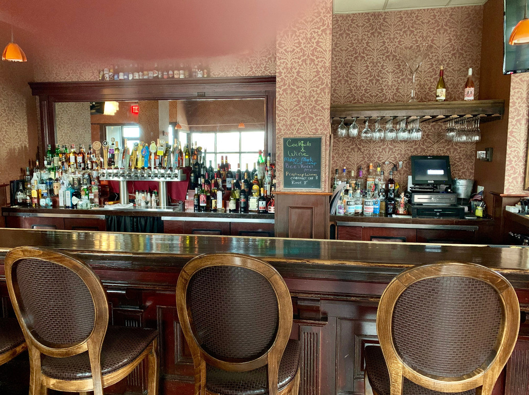 古尔德酒店主图