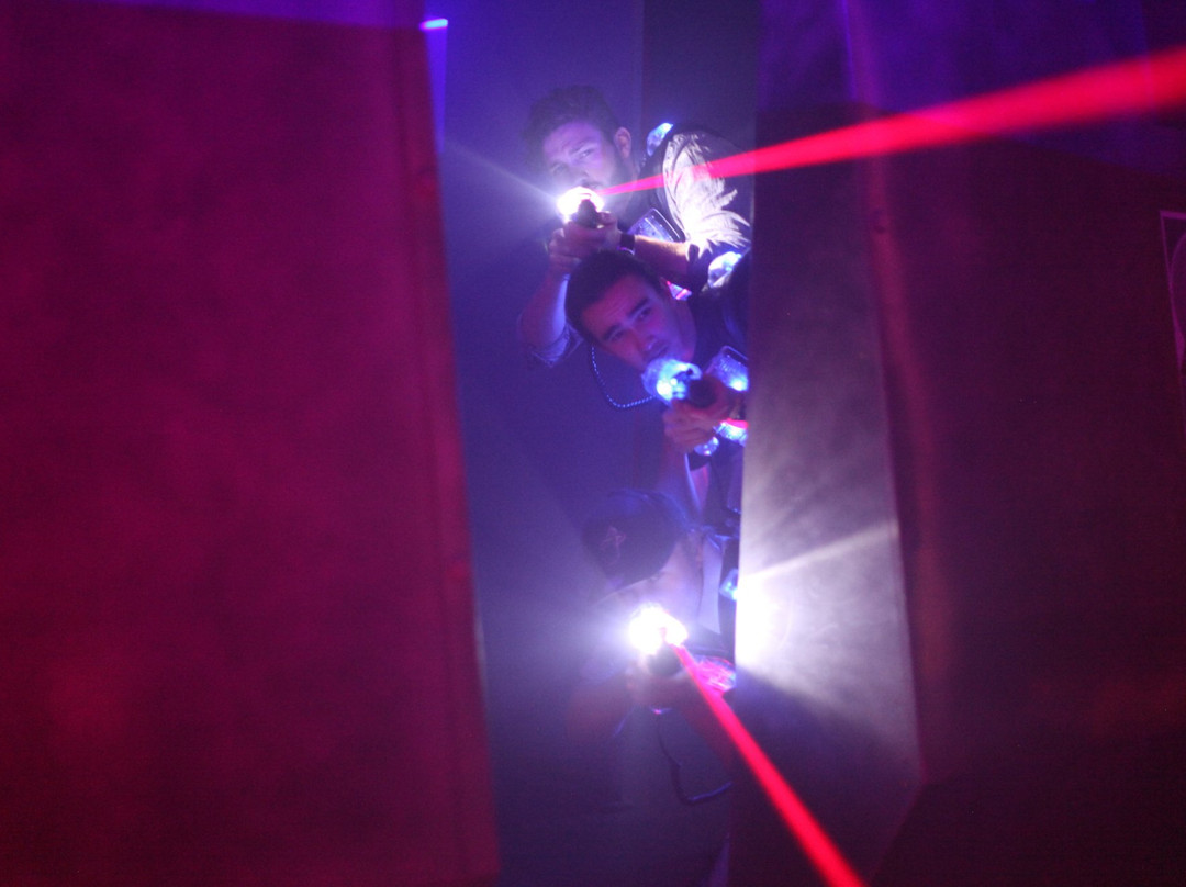 Revolution Laser Arena-卧龙岗市必去景点