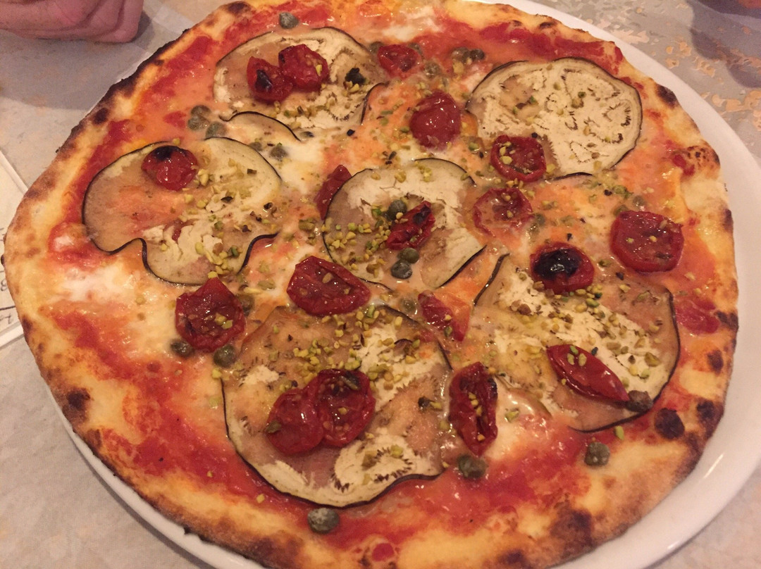 Pizzeria Norcineria Piccolo Borgo Antico By La Rossa