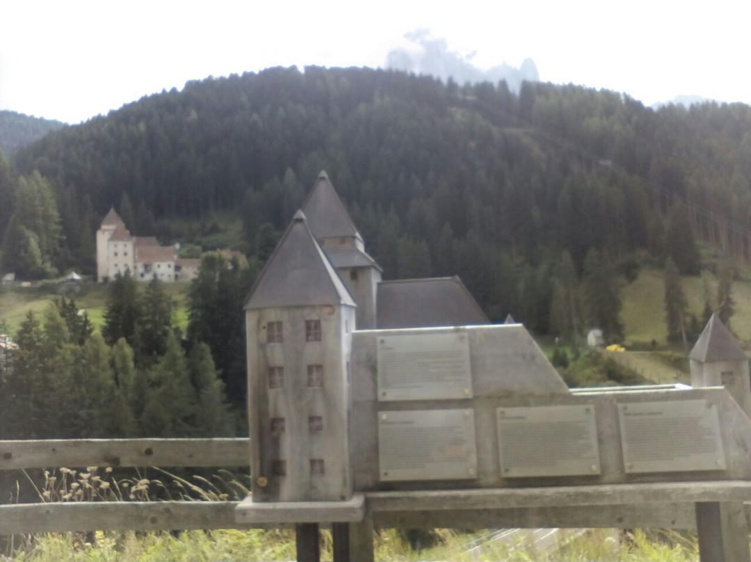 Castel Gardena景点图片
