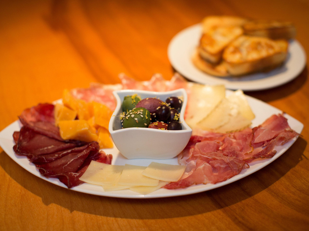 The Classic Wineseller