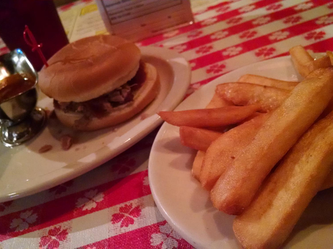 Dick Russell's Bar-b-q