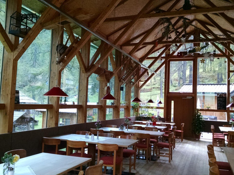 Innervillgraten餐馆和美食-Badl Alm