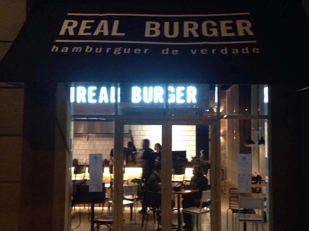 巴卢韦利餐馆和美食-Real Burger