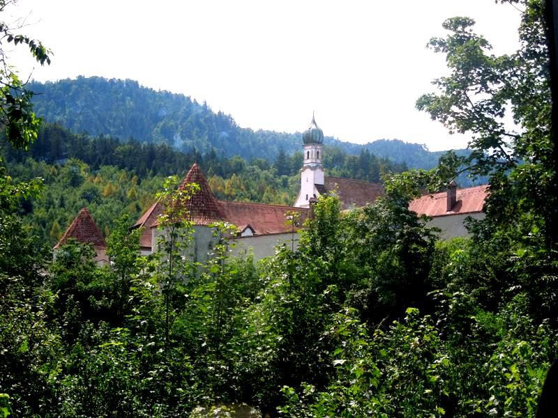 Franziskanerkloster St. Stephan-菲森必去景点