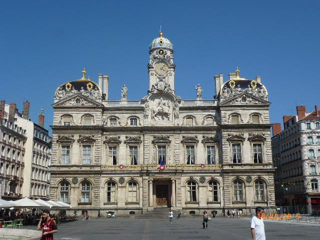 Place des Terreaux-里昂必去景点
