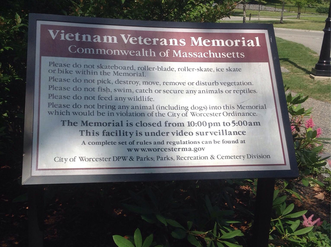 Massachusetts Vietnam Veterans Memorial-伍斯特必去景点