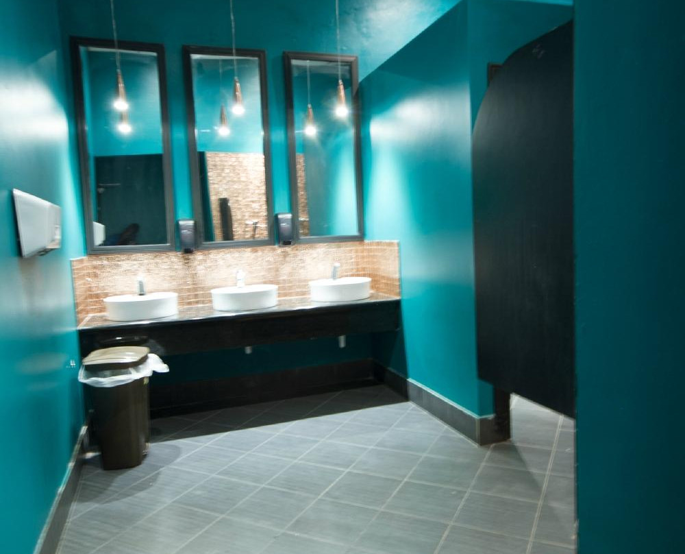 Fiction Nightclub-金斯敦必去景点