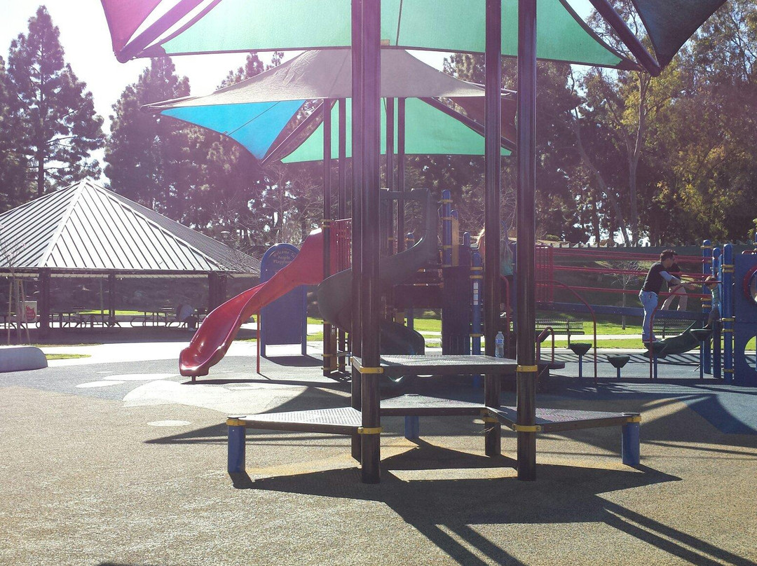 Tewinkle Park-科斯塔梅沙必去景点