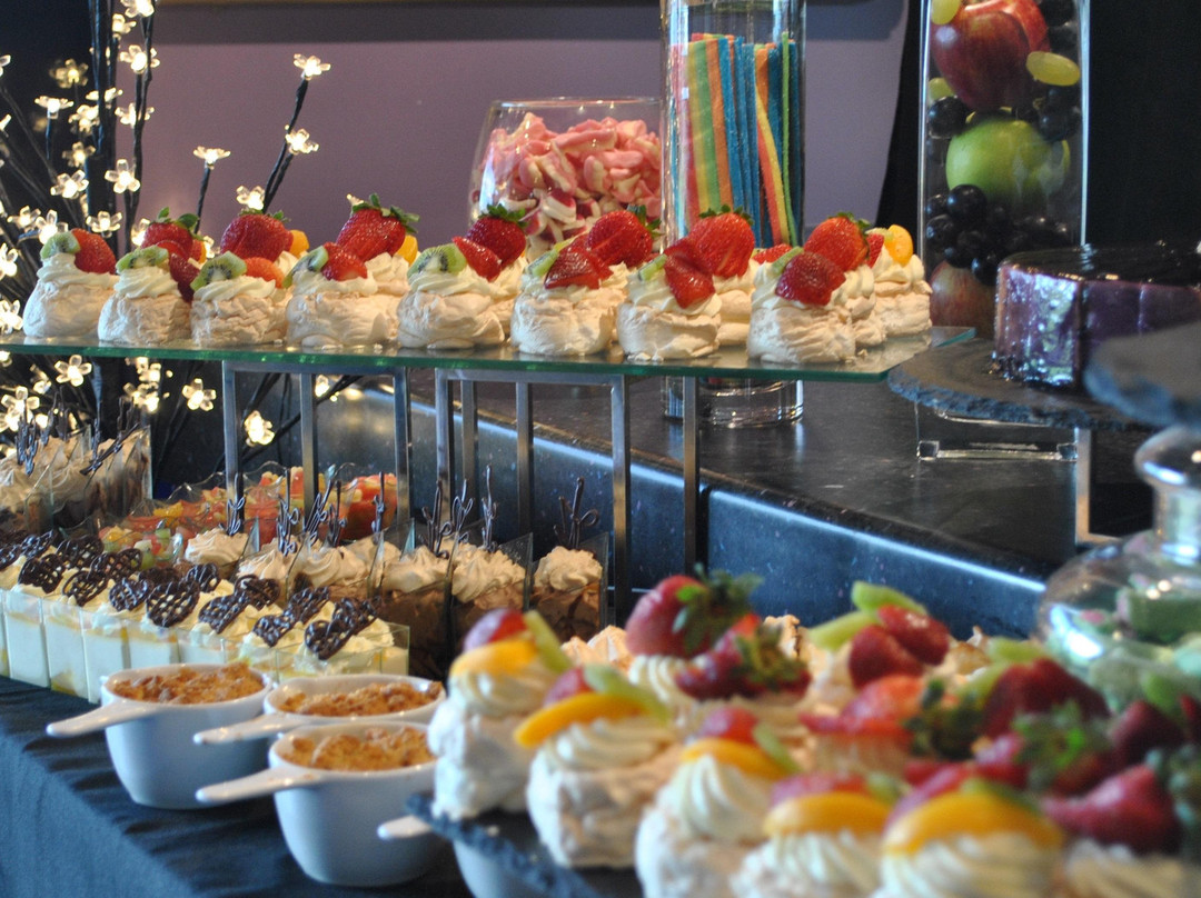 Cumborah餐馆和美食-Lightning Ridge District Bowling Club Bistro