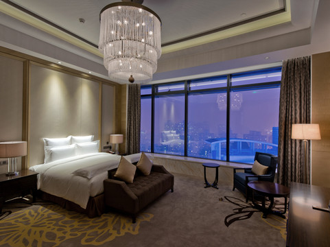 上海中星铂尔曼大酒店主图