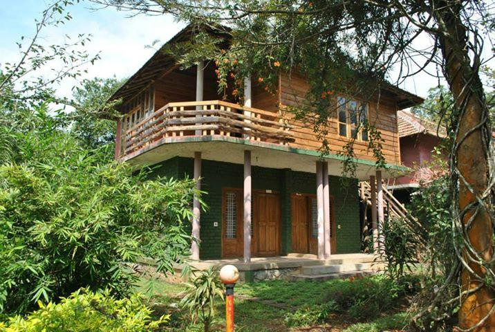 Naduvattam酒店住宿-Rock Gardens Holiday Resorts