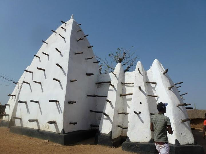 Larabanga Mosque-Larabanga必去景点