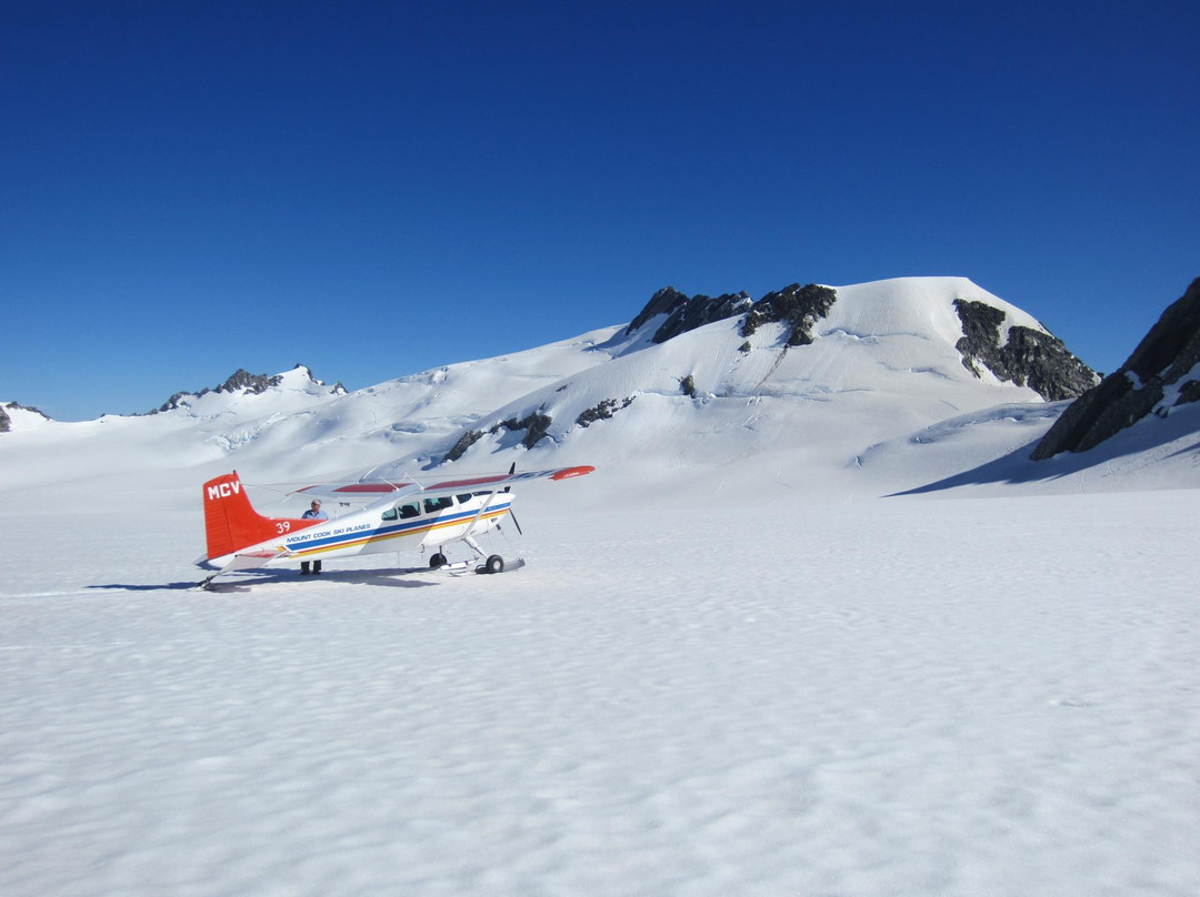 库克山直升机&雪上飞机观光之旅-库克山村庄必去景点