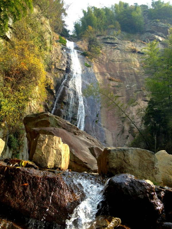 白水冲瀑布-余姚市必去景点