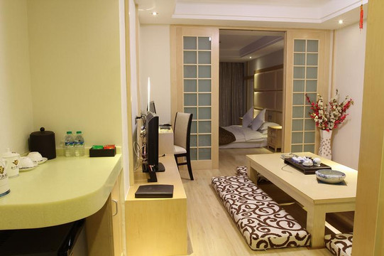 豪门大酒店主图