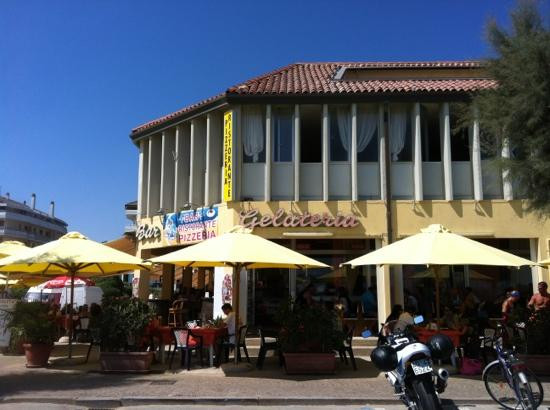 Onda Blu Beach Restaurant