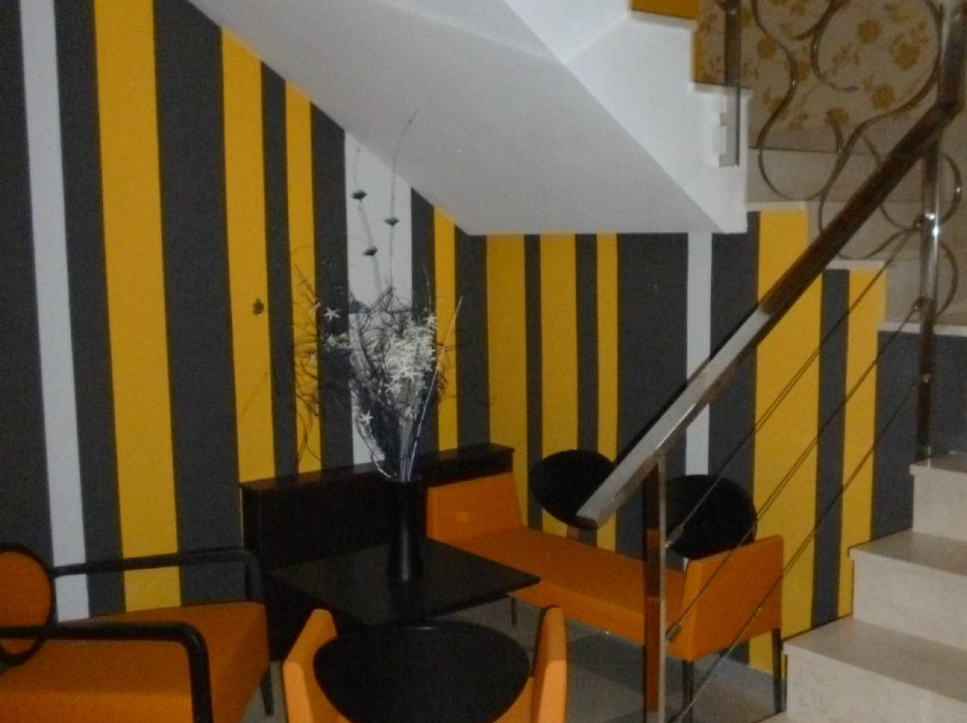 El Capricho de Clemente主图