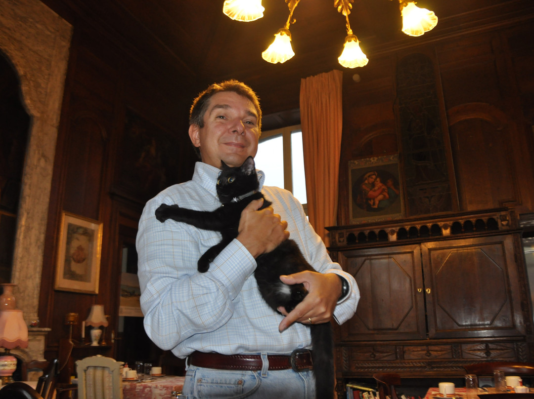 Chateau Du Colombier主图