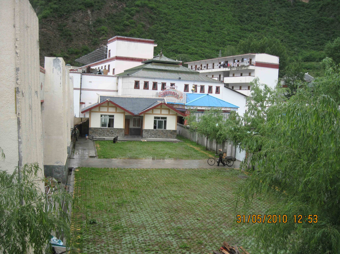 九寨沟千鹤国际大酒店主图