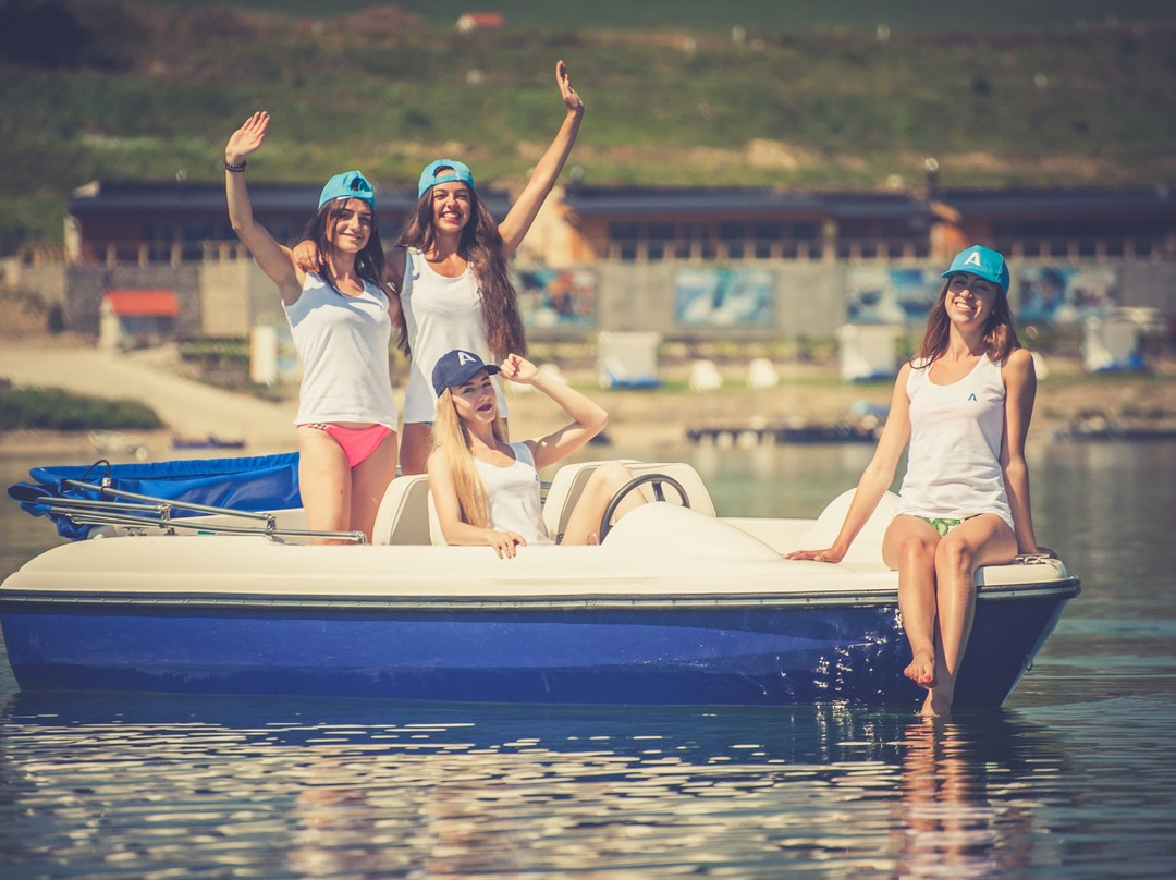 Marina Liptov - boat rental景点图片
