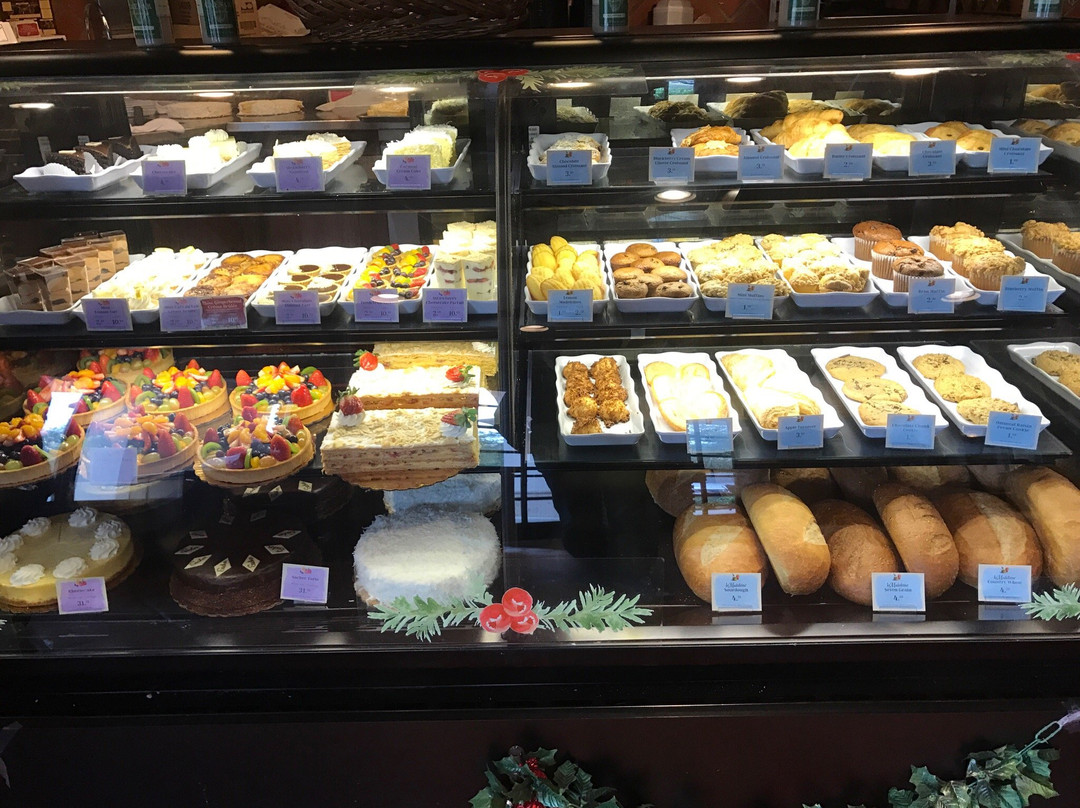 La Madeleine French Bakery