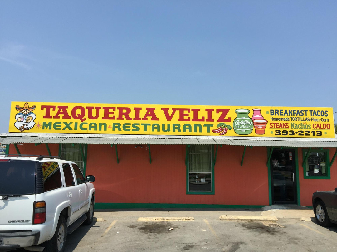 Floresville餐馆和美食-Taqueria Veliz