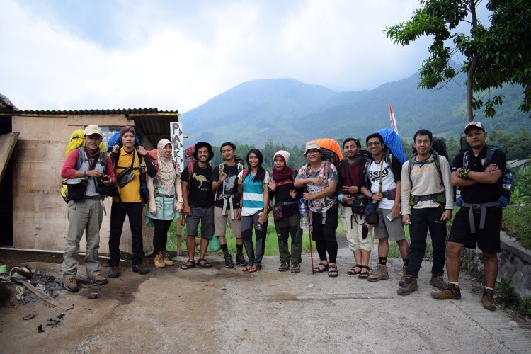 Mount Guntur-牙律必去景点