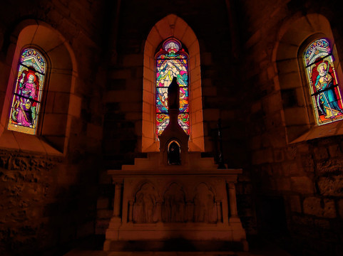 Église Notre-Dame de Amuré-尼奥尔必去景点